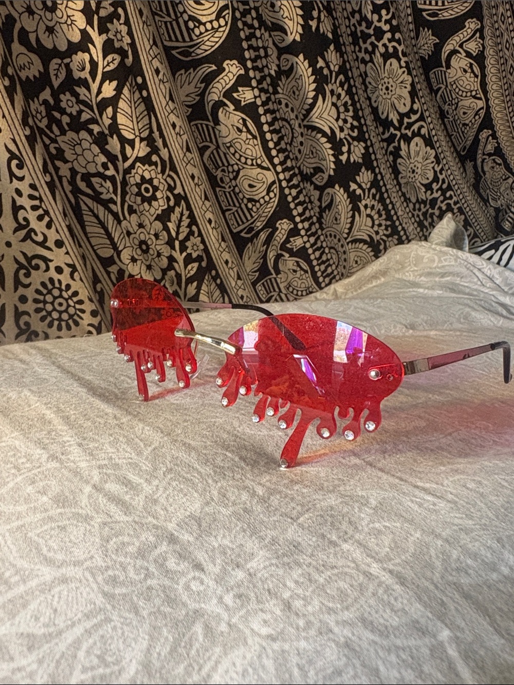 Red Drip Novelty Rimless Sunglasses